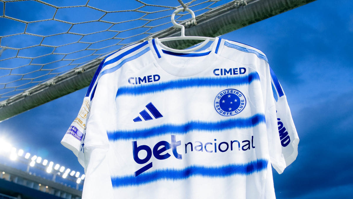 Escalação do Cruzeiro: Artur Jorge altera duas peças e aciona força máxima contra Palmeiras