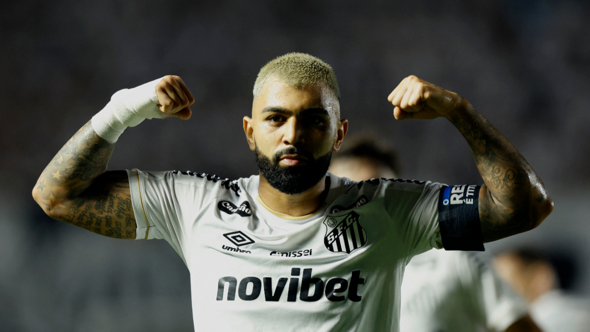 Ex-Cruzeiro: com oportunismo, Gabigol marca para o Santos pela Sul-Americana