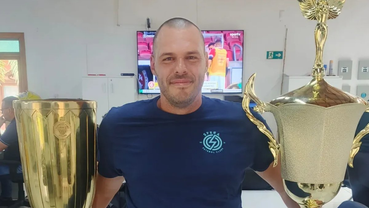 Ex-goleiro do Palmeiras busca emprego no Linkedin