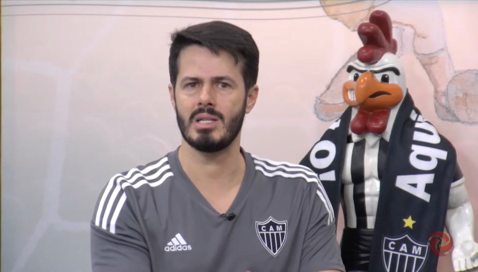 Fael manda recado a Domínguez e aponta reforço necessário ao Atlético