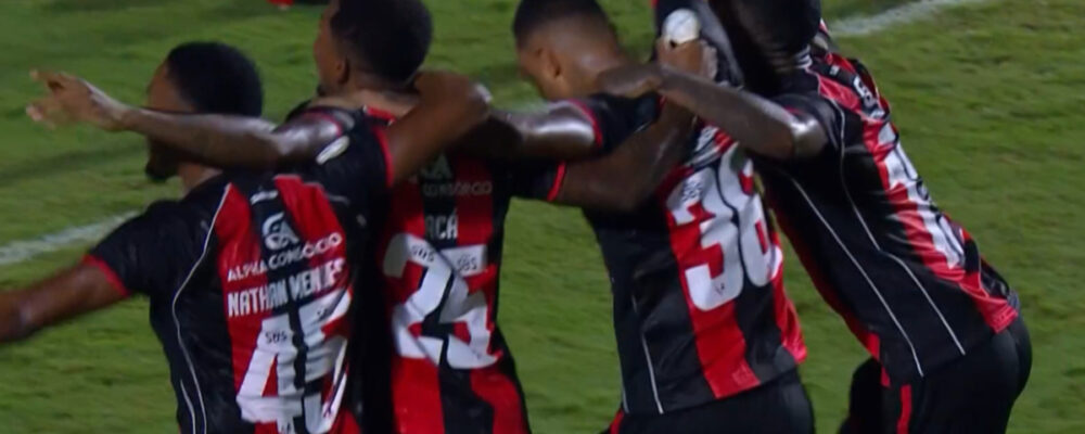 Flamengo perde para o Vitória e é eliminado da Copa do Brasil na 5ª fase
