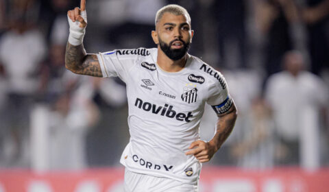 Gabigol iguala número de gols pelo Cruzeiro em metade de jogos pelo Santos