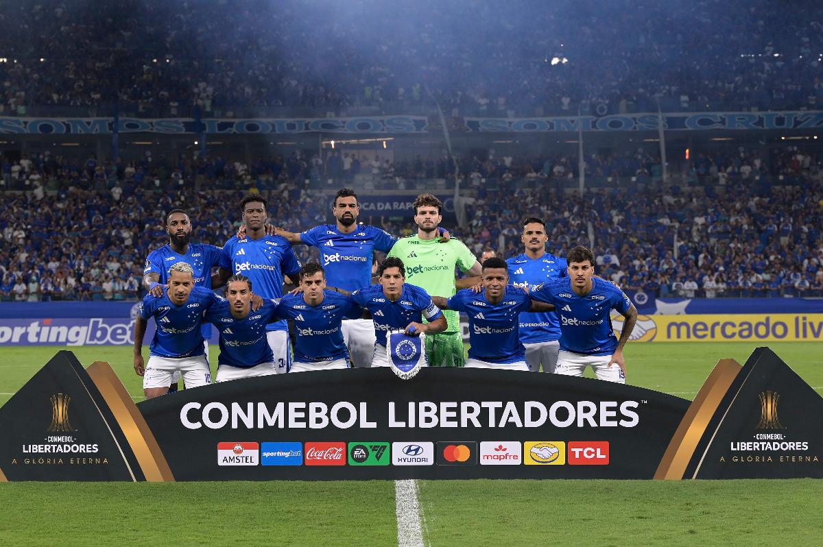 Gemini ou Claude? O veredito das IAs para Universidad Católica x Cruzeiro pela Libertadores