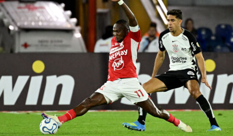 Gustavo Henrique marca no fim, e Corinthians empata com Santa Fe pela Libertadores