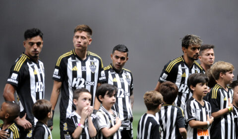 Jogador do Atlético é convocado por seleção que não jogará Copa