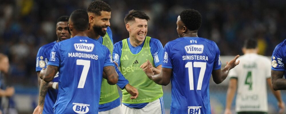 Jogador do Cruzeiro expõe nervosismo do Goiás na Copa do Brasil: ‘Foram um pouco desleais’