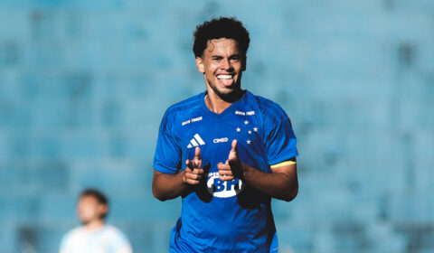 Joia do Cruzeiro comanda goleada sobre Grêmio e é artilheiro do Brasileirão Sub-20