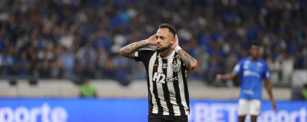 Jornal destaca vitória do Atlético sobre o Cruzeiro: ‘Golpe no carrasco do Boca’