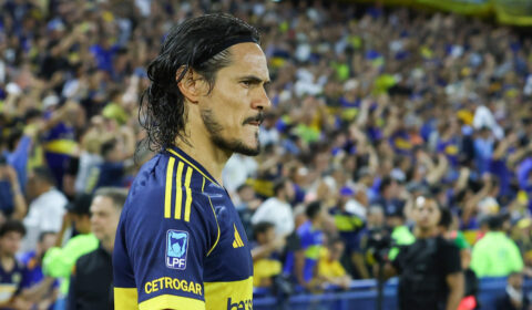 Loco Abreu indica sofrimento de Cavani antes de Boca x Cruzeiro: ‘Cruzo os dedos’