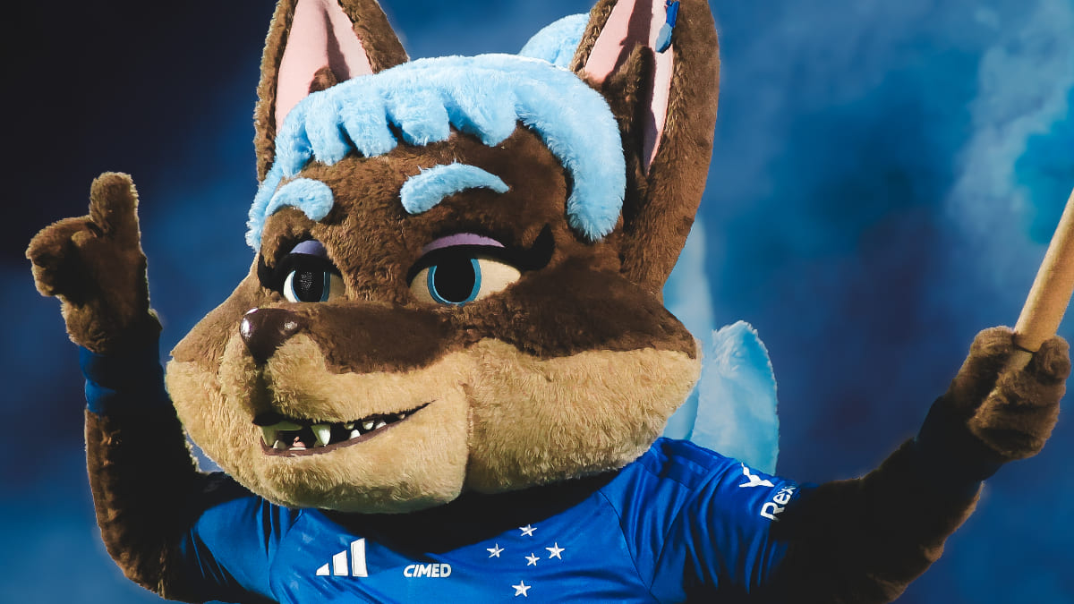 Nova mascote do Cruzeiro, Cabulosa reacende debate: como a misoginia opera no cotidiano