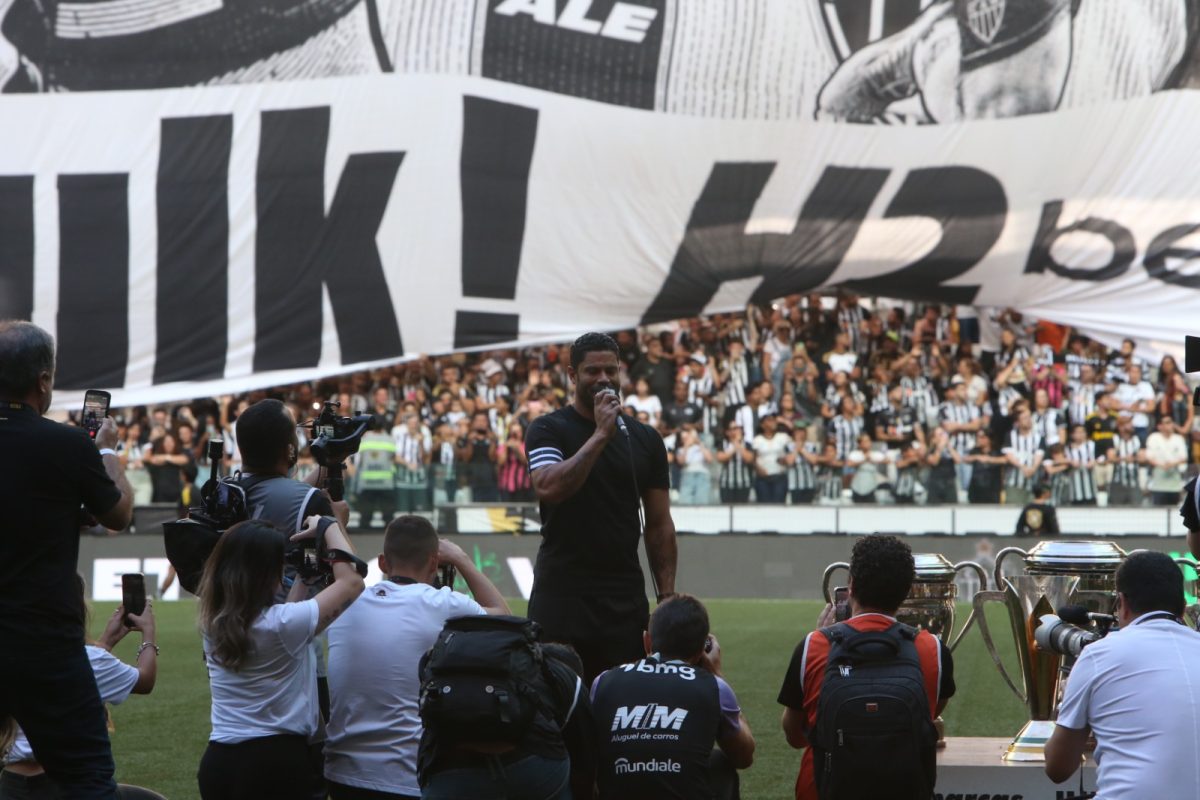 O último discurso de Hulk pelo Atlético: ‘Eu amo vocês’