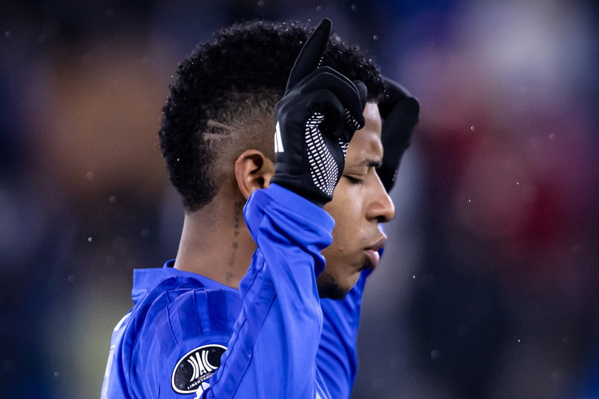 Pilhado vê Cruzeiro ‘roubado’ em empate na Libertadores: ‘Não querem brasileiro campeão’