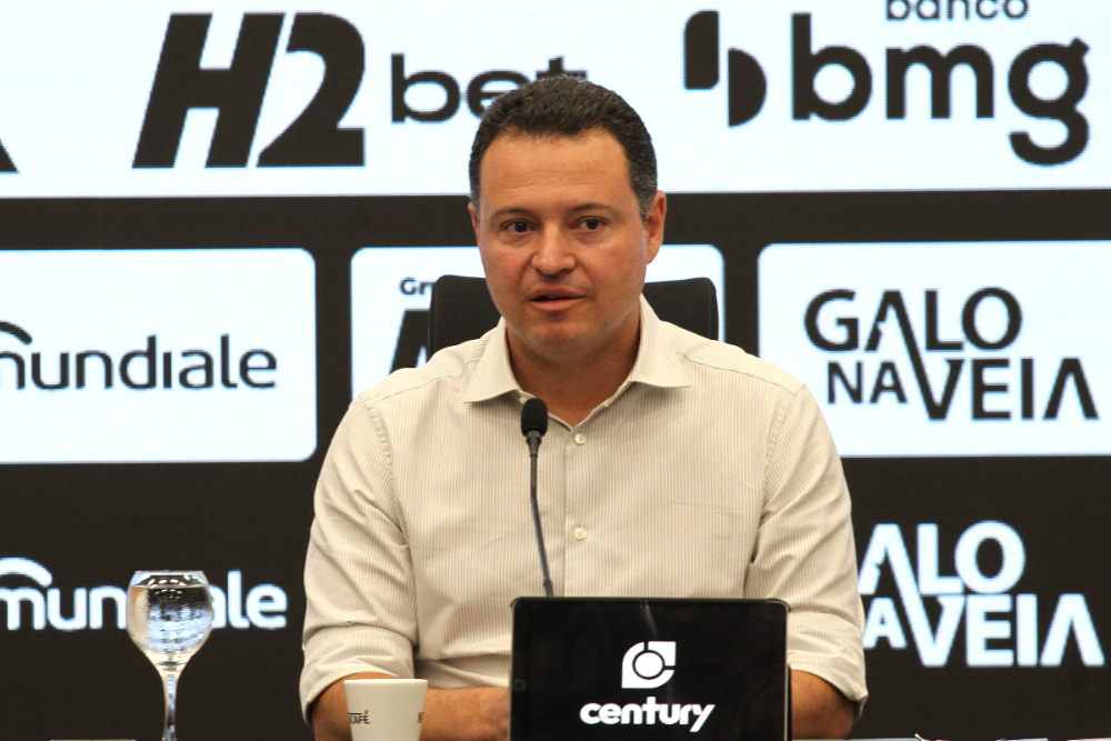 Rafael Menin surpreende e anuncia afastamento do dia a dia do Atlético