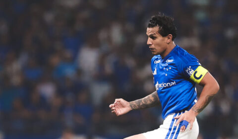 Romero tira responsabilidade do calendário em mês desafiador para Cruzeiro: ‘Preparado’
