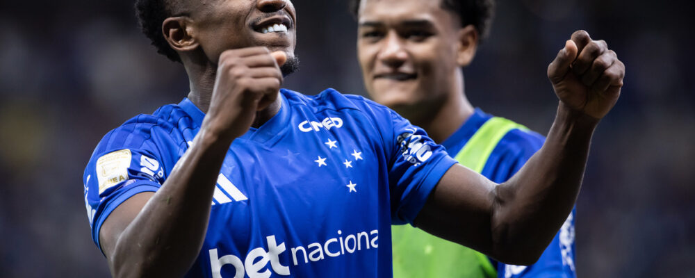 Sinisterra volta a marcar pelo Cruzeiro após seis meses: ‘Agradeço por crerem em mim’
