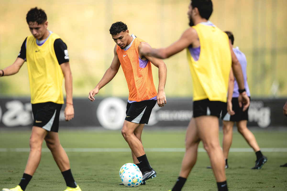 Trio do Atlético avança em recuperação e se aproxima de retorno aos jogos