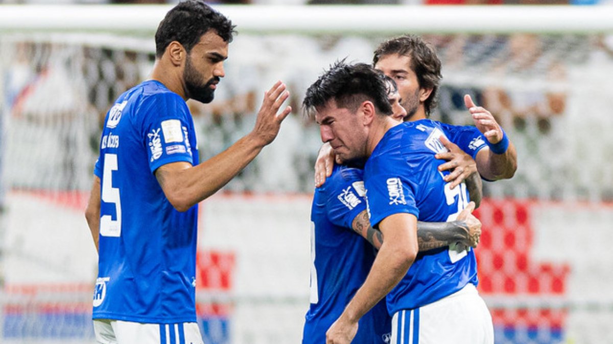 Villalba atinge marca expressiva no Cruzeiro, retorna ao time e chora após vitória