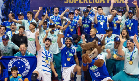 Vôlei: Central multicampeão pelo Cruzeiro se despede do clube após sete anos