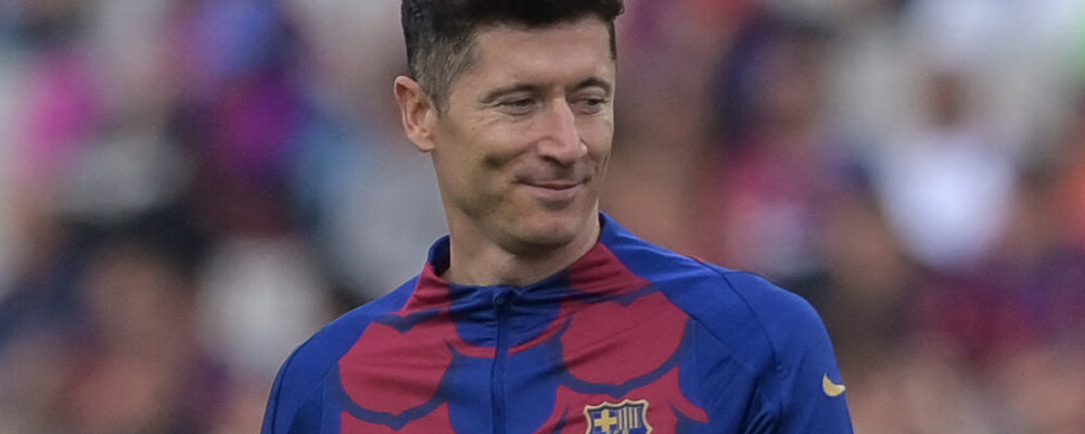 ‘Descobridor’ de Messi quer atacante do Cruzeiro como substituto de Lewandowski