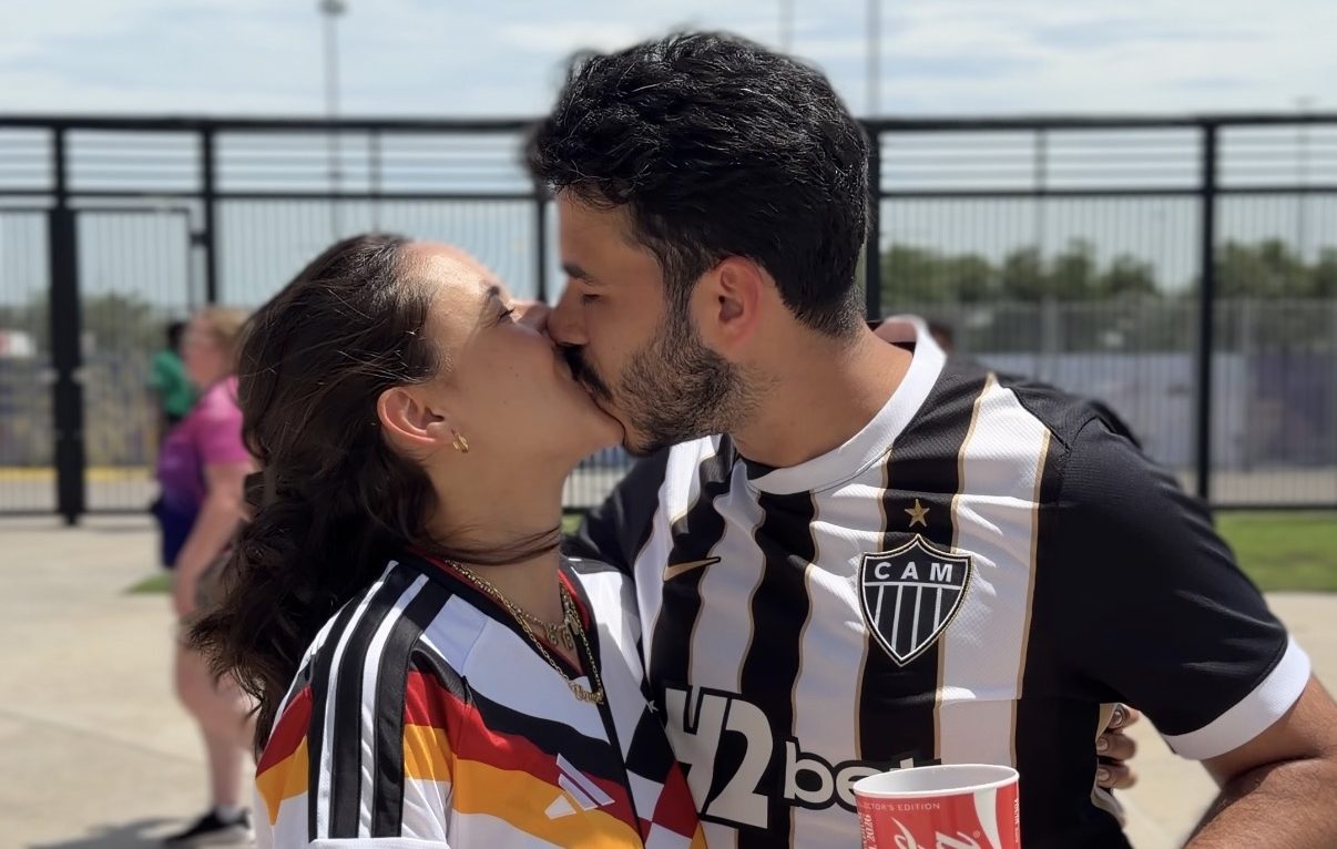 Vítor Dornas e Beatriz Junqueira no NRG Stadium - (foto: João Vítor Marques/No Ataque)