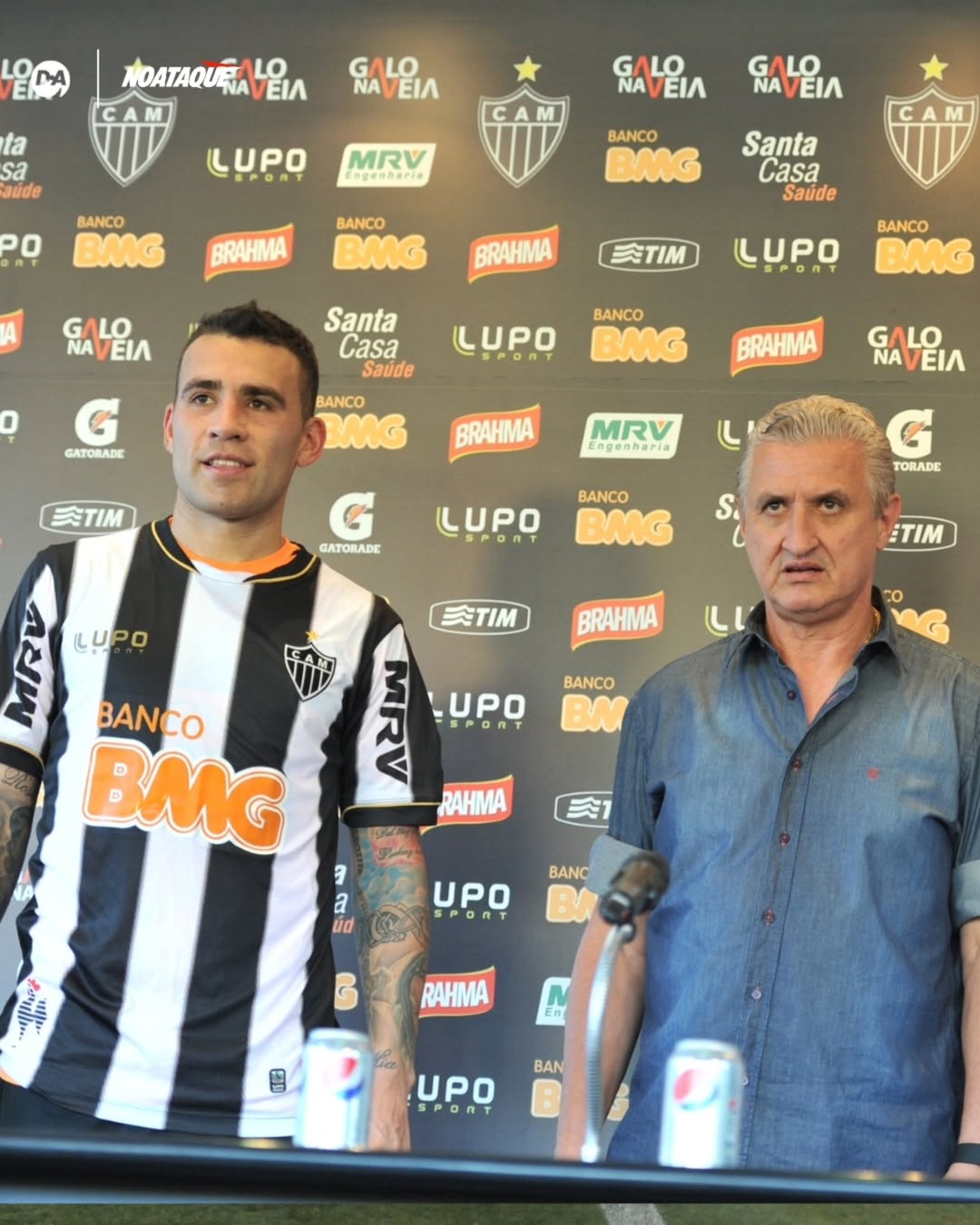 Otamendi durante passagem pelo Atlético