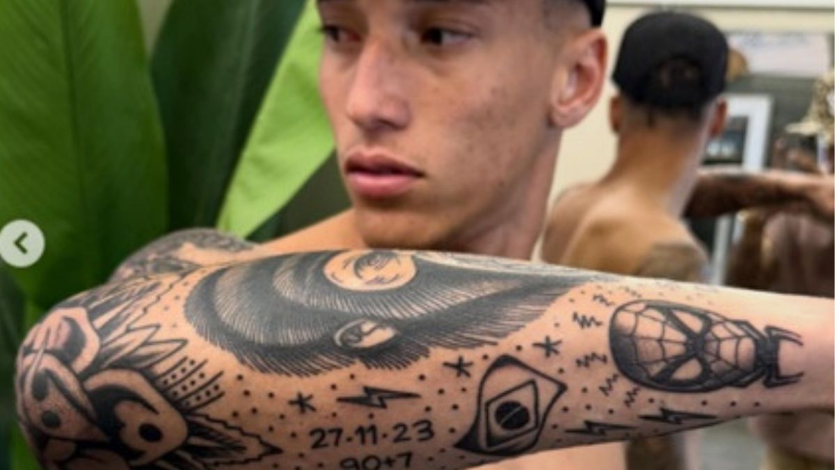 Atacante eterniza gol que ajudou a salvar o Cruzeiro do rebaixamento com tatuagem