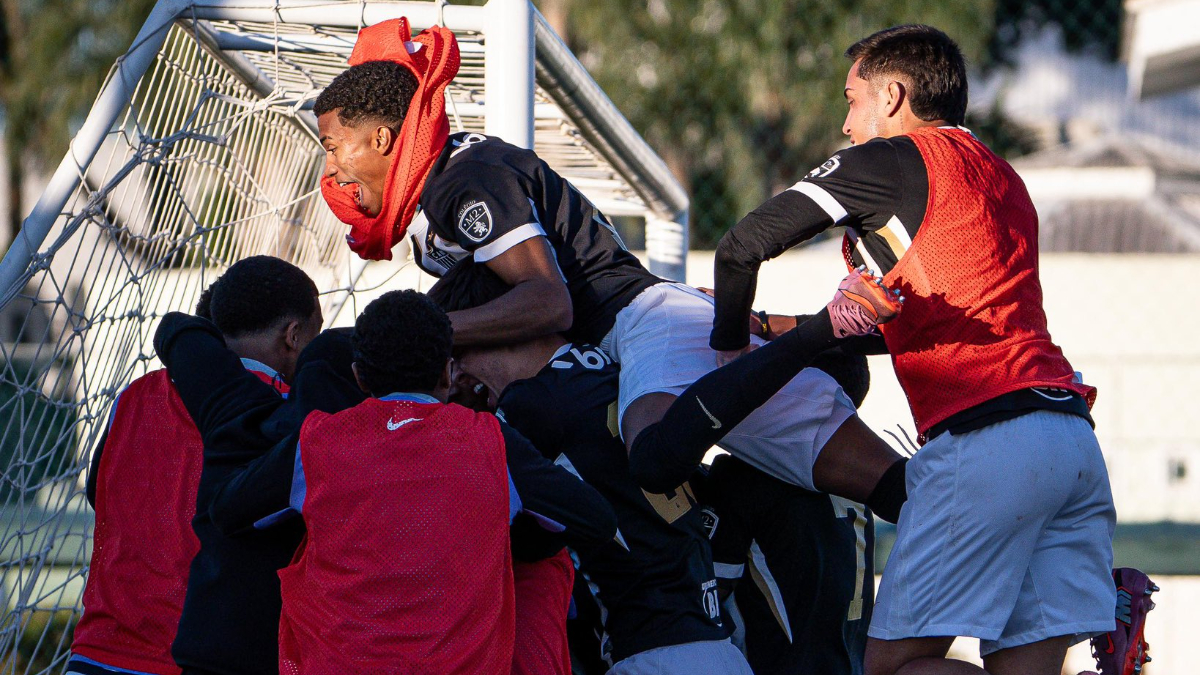 Atlético faz gol aos 90′, elimina Coritiba e se aproxima do acesso à Série A Sub-20