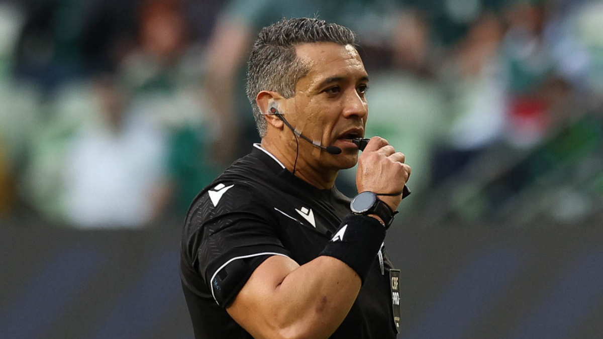 CBF afasta árbitro mineiro que tomou decisões polêmicas em jogo do Palmeiras