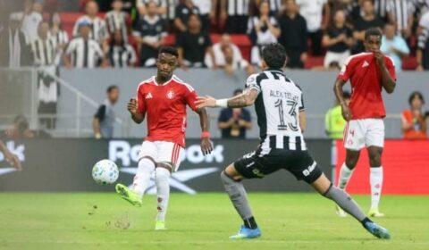 Com tempos distintos, Botafogo e Internacional empatam no Mané Garrincha