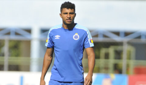 Convocado à Copa, Éderson viveu crise e teve saída conturbada do Cruzeiro