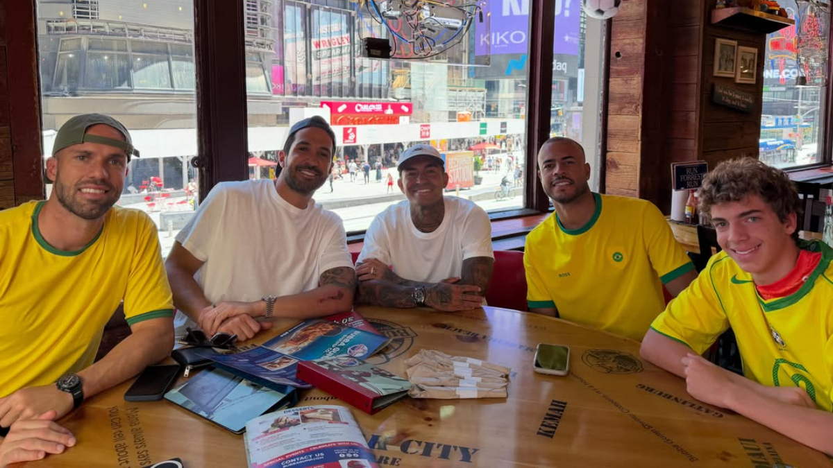 Copa: jogador do Atlético se reúne com ex-colegas de Palmeiras nos EUA para ver Brasil