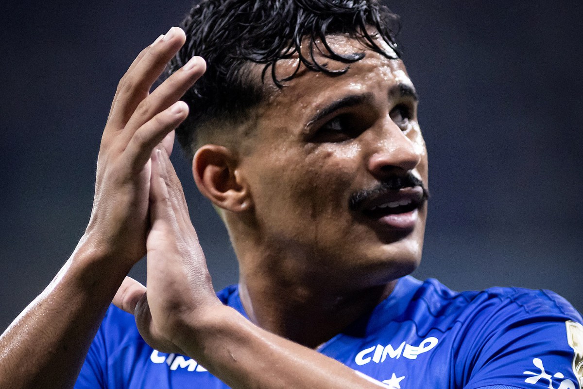 Cruzeiro faz contraproposta ao Como e pode selar venda de Kaiki