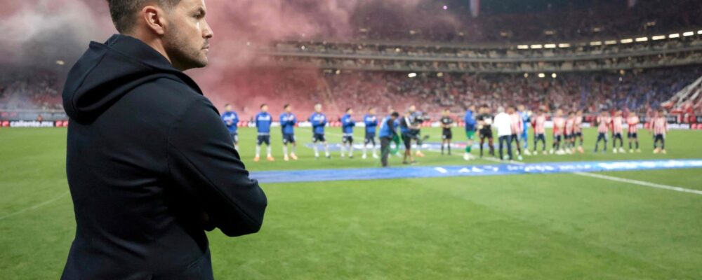 Diretor explica ‘drástica’ demissão de ex-técnico do Cruzeiro: ‘Não foi pelos resultados’