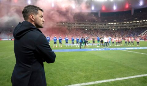Diretor explica ‘drástica’ demissão de ex-técnico do Cruzeiro: ‘Não foi pelos resultados’