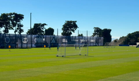 Dupla do Cruzeiro desfalca treino aberto à imprensa; veja detalhes