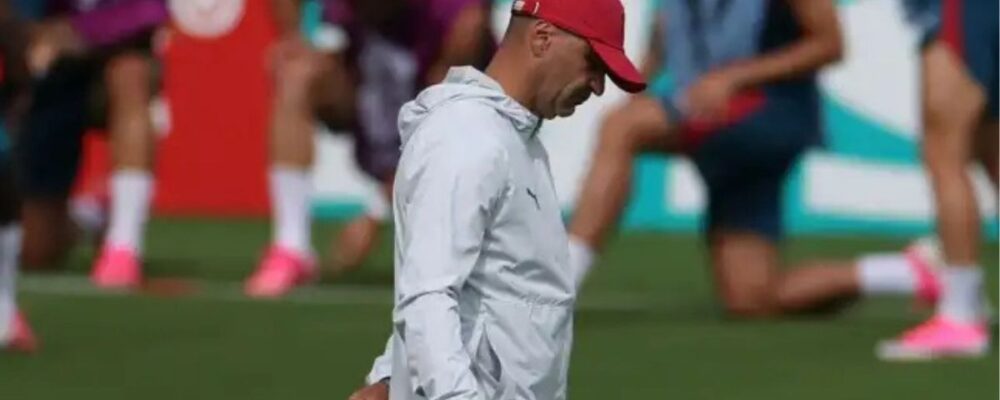Em meio à Copa, técnico de Portugal negocia para assumir vaga de ex-Flamengo