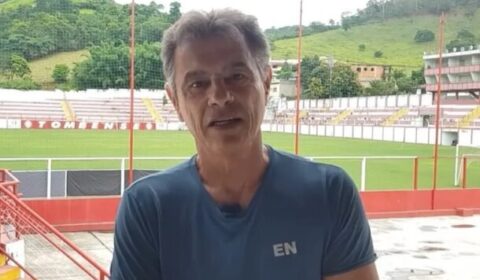Ex-zagueiro de três Copas do Mundo rasga elogios a jogador do Cruzeiro: ‘Muita técnica’