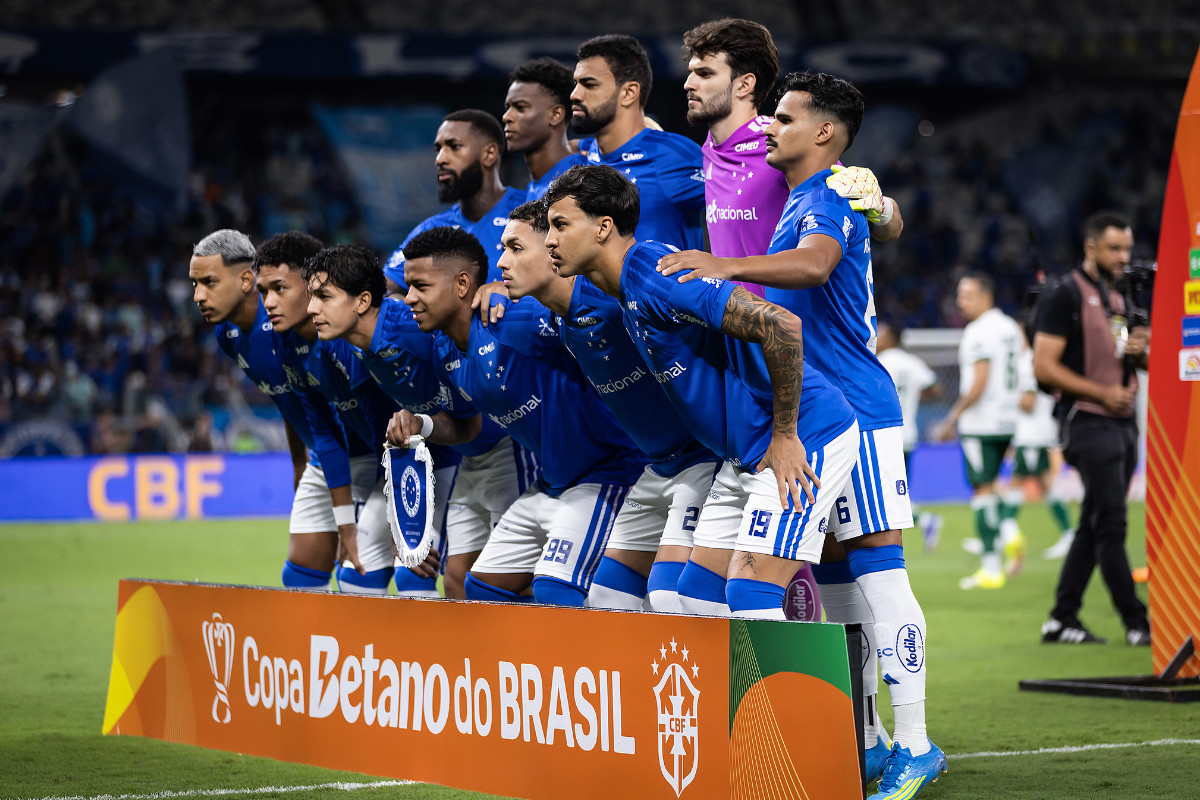 Jogador do Cruzeiro admite tristeza por ficar fora da Copa do Mundo