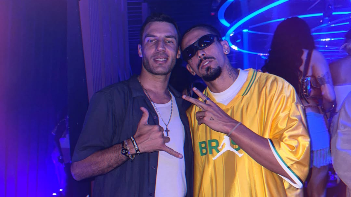 Jogador do Cruzeiro curte ‘balada’ com goleiro de time argentino da Libertadores