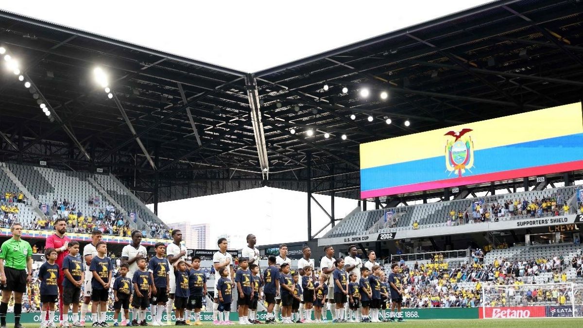 Jogador do Galo escapa de lesão e é eleito melhor em campo antes de estreia na Copa