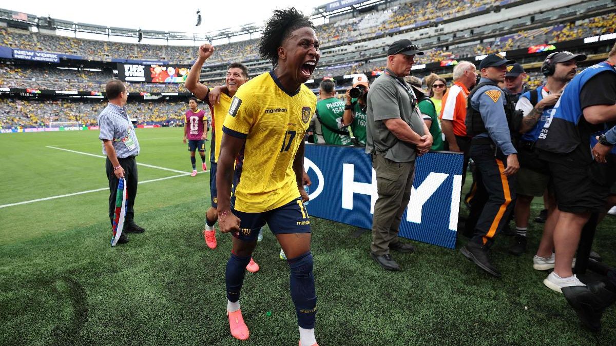 Menin exalta trio do Atlético em classificação do Equador na Copa: ‘Heroica’