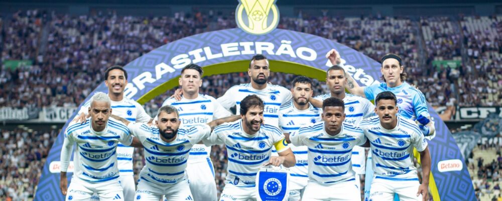 Postagem do pai de jogador do Cruzeiro aumenta rumores de saída do clube