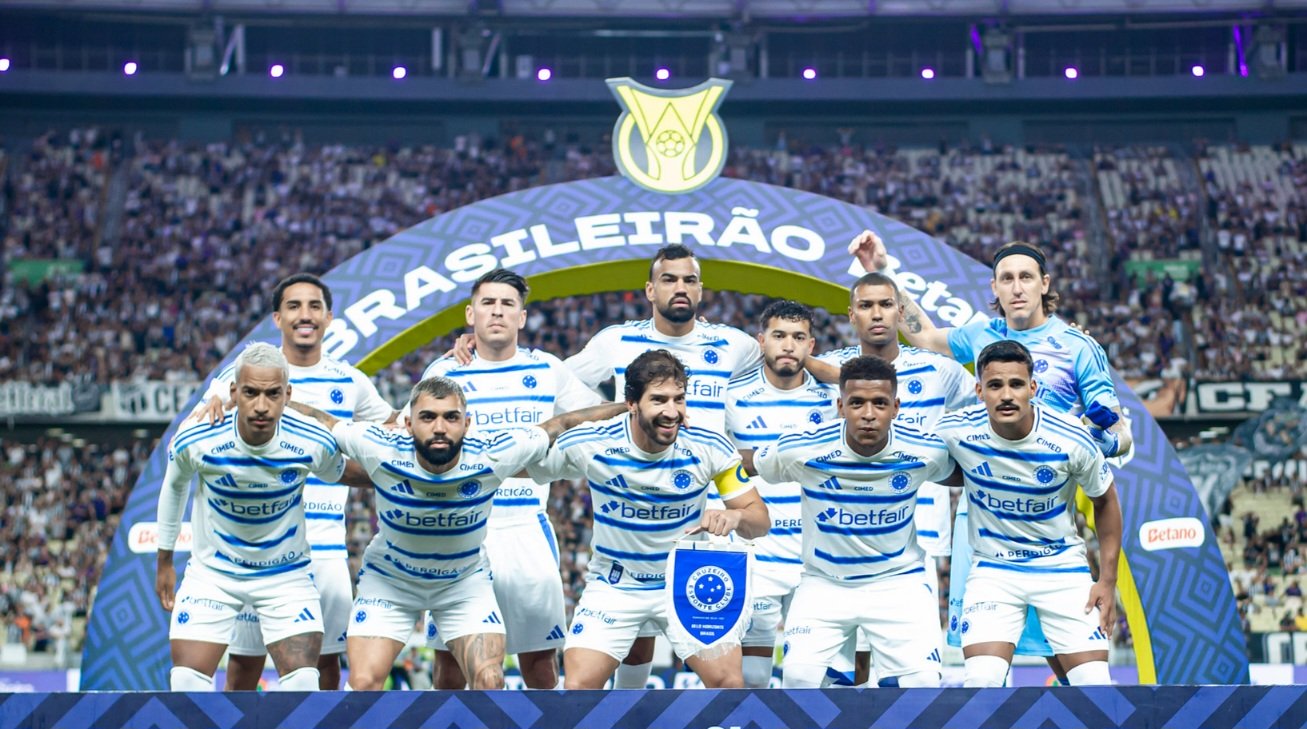 Postagem do pai de jogador do Cruzeiro aumenta rumores de saída do clube
