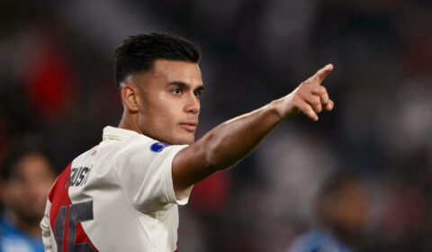 River faz oferta por volante e aumenta rumor sobre futuro de jogador do Atlético