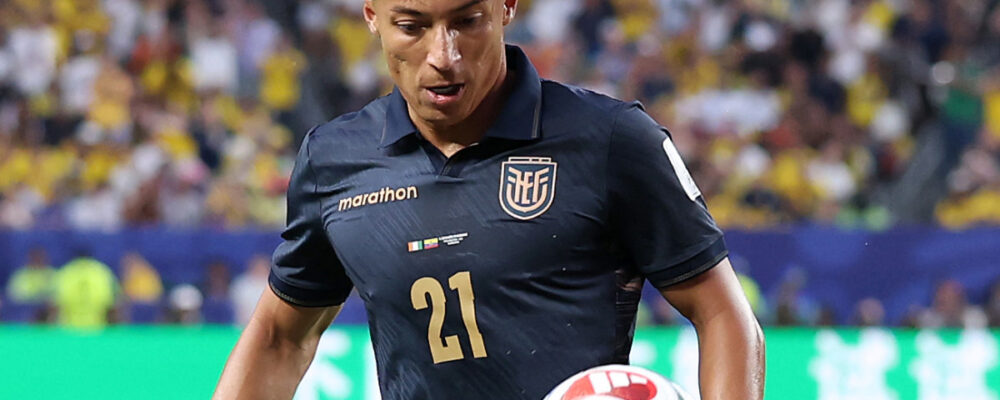 Técnico do Equador é criticado por posicionamento de jogador do Atlético na Copa 2026