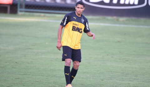 Titular da Seleção contra o Egito deixou o Brasil há 10 anos após estrelato no Galo