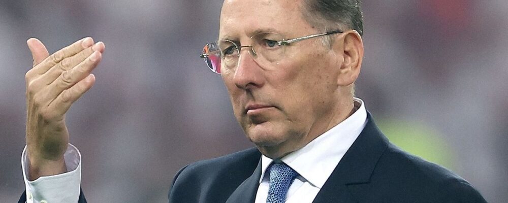 Tribunal afasta John Textor do comando da SAF do Botafogo