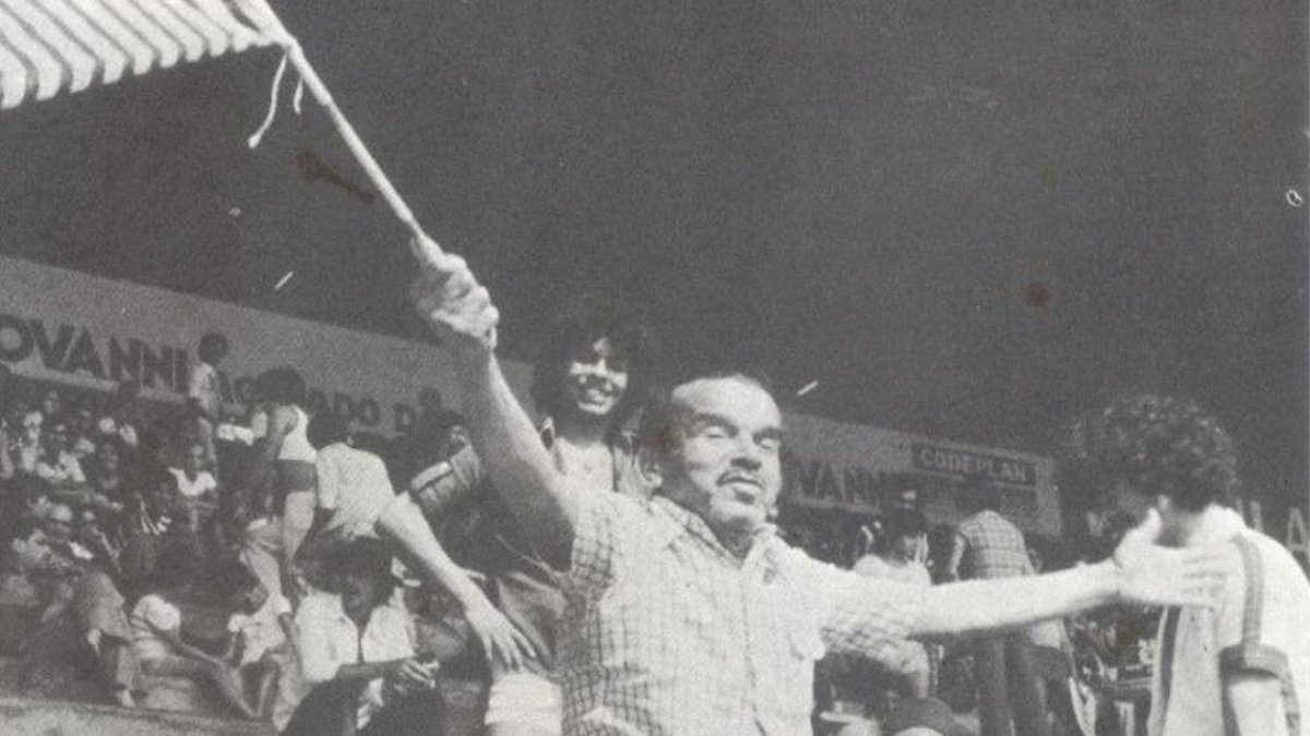 Viaduto perto da Arena MRV é batizado com nome de torcedor histórico do Atlético