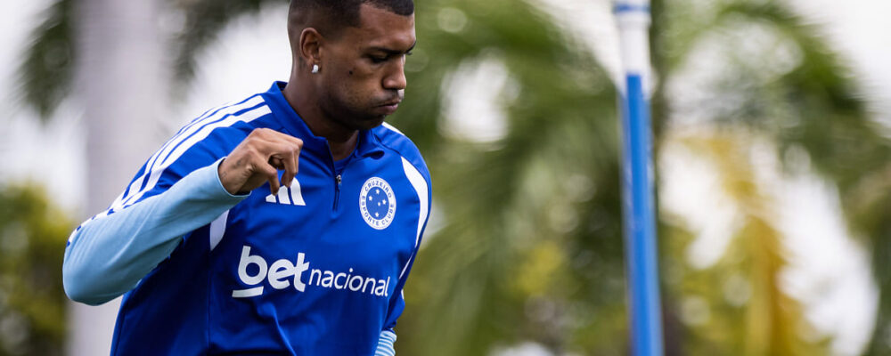 Volante do Cruzeiro esfria ‘caso Walace’: ‘Tudo resolvido’