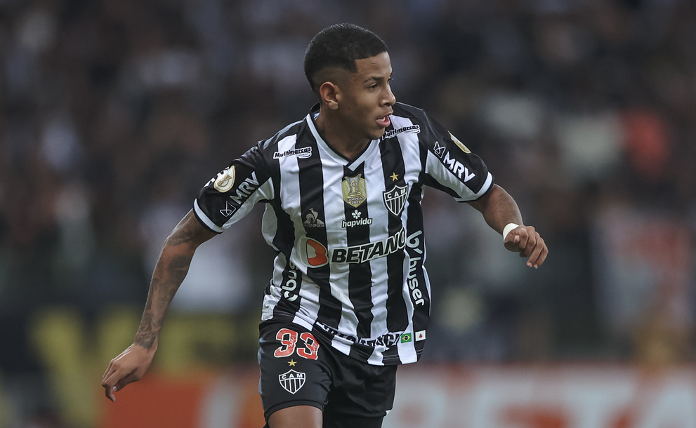 Savinho, ex-Atlético, vai defender a Seleção Brasileira principal pela primeira vez em março - (foto: Pedro Souza/Atlético)
